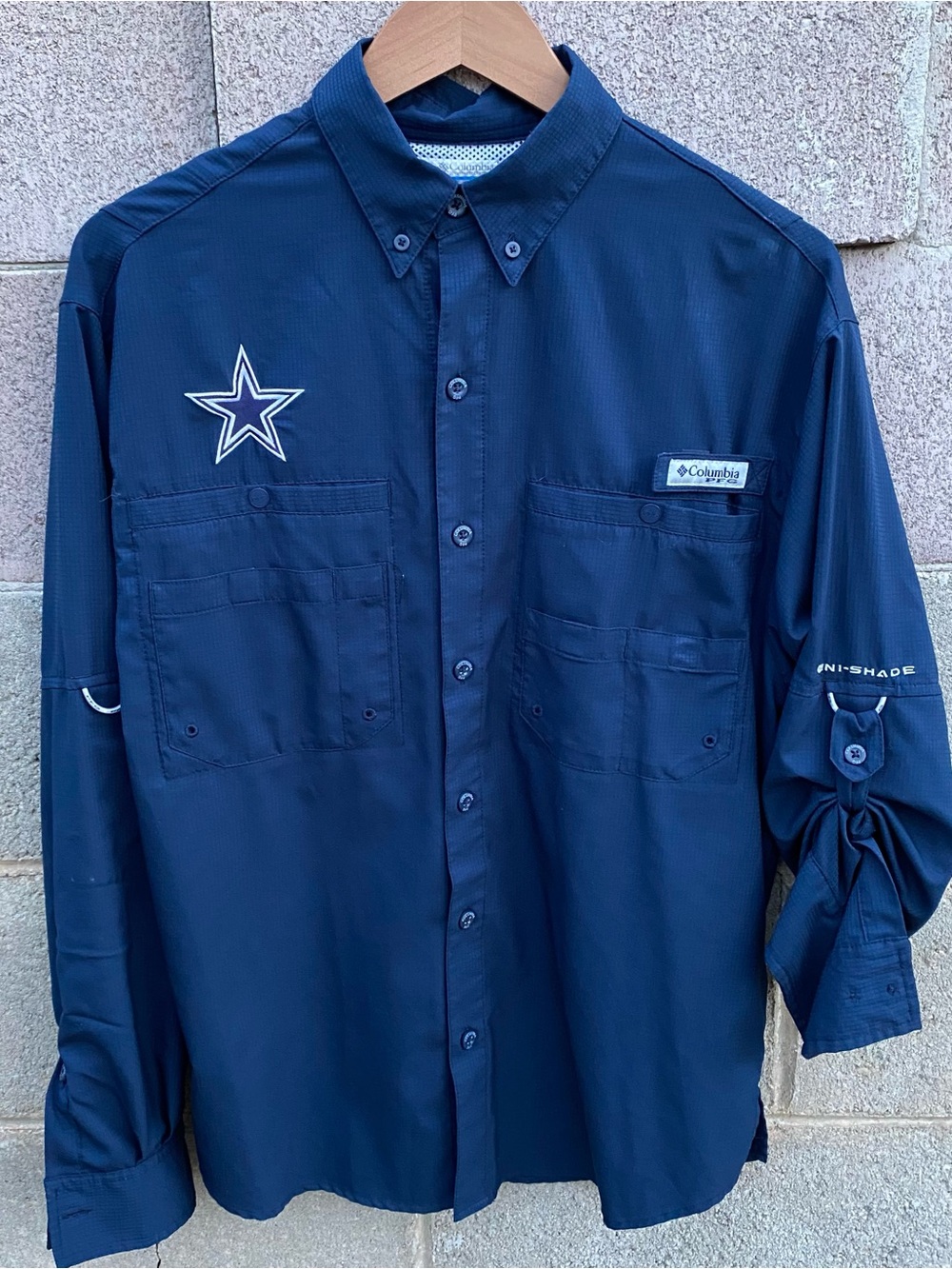 Dallas Cowboys Fishing Shirt Small Omni Shade PFG Columbia Outdoors Vented Sport